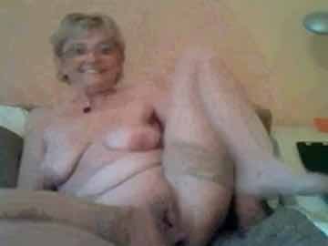 Lovely Granny Strips Naked On Cam